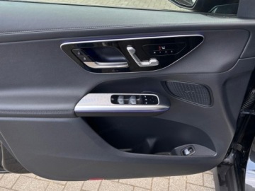 Mercedes GLC C254/X254 Coupe 2.0 220d 197KM 2026 MERCEDES-BENZ GLC 220 d 4-Matic AMG Line 2.0 (197KM) 2026, zdjęcie 10