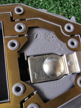 COLT VI OSVĚTLENÍ LAMPA POLSTROVÁNÍ MR951589