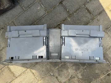 RAMKA OBUDOWA RADIA TACHOGRAFU KIESZEŃ MERCEDES AXOR ATEGO