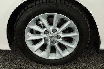 Toyota Corolla XII Sedan 1.8 Hybrid 122KM 2022 Toyota Corolla 1.8 Hybrid, Salon Polska, zdjęcie 10