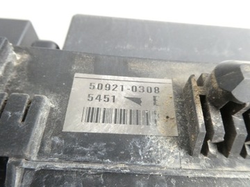 MODUL SKŘÍŇKA POJISTEK MITSUBISHI GRANDIS MR587816