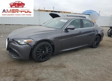 Alfa Romeo Giulia II Sedan Facelifting 2.0 Turbo 280KM 2021 Alfa Romeo Giulia Sport 2021 2.0l 2.0 Benzyna 280KM