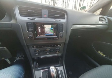 Volkswagen Golf VII Hatchback 3d 1.6 TDI-CR DPF 105KM 2013 Volkswagen Golf Volkswagen Golf 1.6 TDI BlueMotion Technology DSG Comfortl, zdjęcie 18