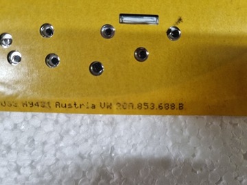 Накладка на крыло T-Roc R-Line левая НОВАЯ 2GA853688B