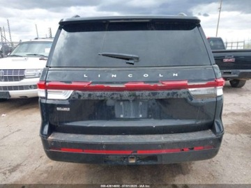 Lincoln Navigator III 2022 Lincoln Navigator Black Label 2022 3.5l 3.5 Benzyna 440KM, zdjęcie 4