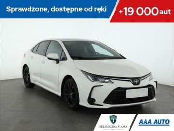 Toyota Corolla XII Sedan 1.6 Valvematic Dual VVT-i 132KM 2019 Toyota Corolla 1.6 Valvematic, Salon Polska
