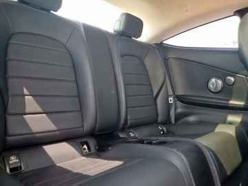 Mercedes Klasa C W205 2017 Mercedes-Benz Klasa C 300 2017 2.0l 2.0 Benzyna 241KM, zdjęcie 10