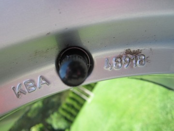 4× DISK HLINÍK BORBET TB75737 7.5" X 17" 5X112 ET 37