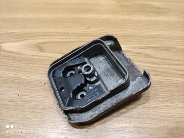 STIHL HS 81 ОСНОВАНИЕ КОРПУСА КРЫШКА ФИЛЬТРА