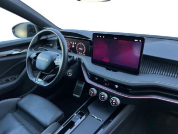 Skoda Superb IV Liftback 2.0 TDI 193KM 2025 Skoda Superb Sportline 2,0 TDI 142 kW 7-biegowa DSG 4x4 Canton Graphite DC, zdjęcie 13