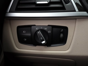 BMW Seria 3 F30-F31-F34 Limuzyna Facelifting 2.0 318d 150KM 2015 BMW 3 318 d, Salon Polska, Automat, Skóra, Navi, zdjęcie 20