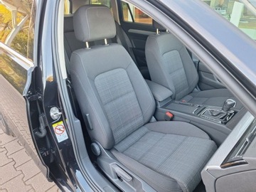 Volkswagen Passat B8 Variant Facelifting 2.0 TDI SCR 150KM 2022 Volkswagen Passat SalonPL serwis ASO 2.0TDI 150KM MatrixLED pakiety AppCon, zdjęcie 15