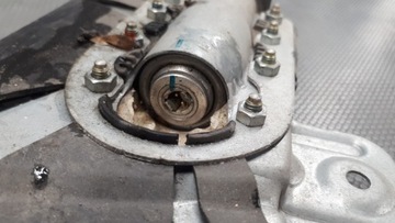 34824861203L ULOŽENÍ PRAVÝ PŘEDNÍ BMW E53