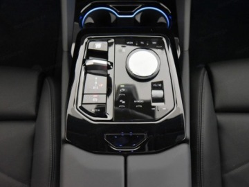 BMW Seria 5 G90-91 Touring 2.0 520d 197KM 2026 BMW Seria 5 520d xDrive Sport Sedan 2.0 (197KM) 2026, zdjęcie 7