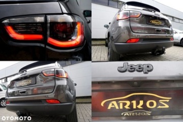 Jeep Compass II SUV 1.4 MultiAir 140KM 2018 Jeep Compass Jeep Compass 1.4 TMair Night Eagle FWD SampS 1.4 Benzyna, zdjęcie 15