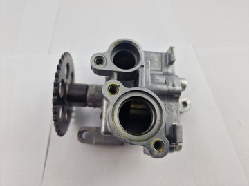 Yamaha R1 RN32 Масляный насос