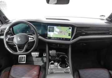 Volkswagen Touareg III SUV 3.0 V6 SCR TDI 286KM 2023 Volkswagen Touareg 3.0 286KM V6 TDI 4Motion R-Line Dach panoramiczny Hak N, zdjęcie 15
