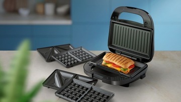 Opiekacz do kanapek + 3 zestawy płyt Philips seria 5000 750W HD2350/80