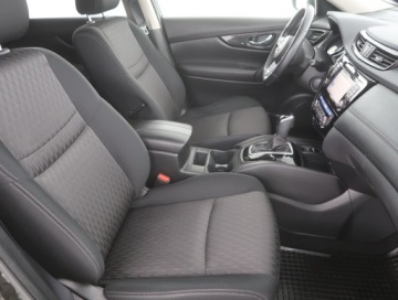 Nissan X-Trail III Terenowy 2.0 dCi 177KM 2017 Nissan X-Trail 2.0 dCi, Salon Polska, Serwis ASO, zdjęcie 8