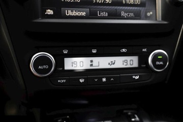 Toyota Avensis III Wagon Facelifting 2015 2.0 D-4D 143KM 2016 Toyota Avensis 2.0 D-4D Selection 143KM 2016r Salon Polska, zdjęcie 19