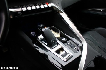 Peugeot 5008 II Crossover Facelifting 1.5 BlueHDi 130KM 2022 Peugeot 5008 Peugeot 5008 1.5 BlueHDI Allure SampS EAT8 1.5 Diesel 130KM, zdjęcie 27