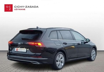 Volkswagen Golf VIII Variant 2.0 TDI 150KM 2022 Volkswagen Golf Style 2.0TDI 150KM DSG Masaz Alkantara Navi ACC Ambient Al, zdjęcie 4