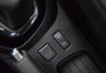 Renault Captur I Crossover 1.2 TCe EDC 120KM 2014 Renault Captur Automat _ Kamera cofania _ Alusy _ 1.2 Benzyna 120KM, zdjęcie 24