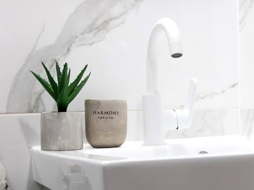 DIMA РАКОВИНА FATTER С ГИБКИМ ИЗЛИКОМ, БЕЛАЯ