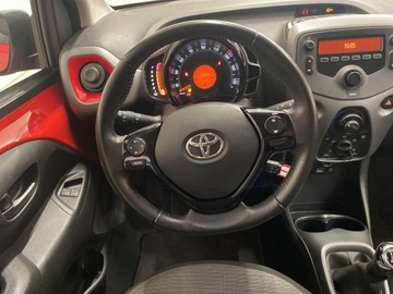 Toyota Aygo II Hatchback 3d Facelifting 1.0 VVT-i 72KM 2021 Toyota Aygo 1.0 VVT-i X-play II (2014-) Toyota Ayg, zdjęcie 11