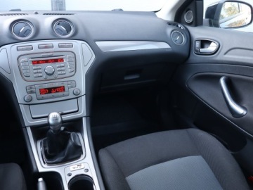 Ford Mondeo IV Kombi 1.8 Duratorq TDCi 125KM 2010 Ford Mondeo 1.8 TDCi, Salon Polska, Klima, zdjęcie 7