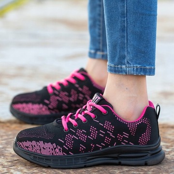 Легкая, дышащая женская рабочая обувь.