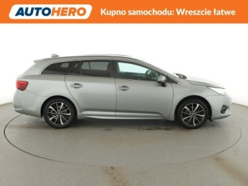 Toyota Avensis III Wagon Facelifting 2015 1.8 Valvematic 147KM 2018 Toyota Avensis automat skóra panorama navi klima, zdjęcie 8