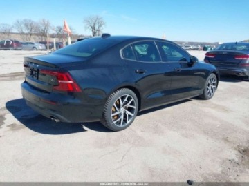Volvo S60 III 2020 Volvo S60 T6 Momentum 2020 2.0 Benzyna 316KM, zdjęcie 5