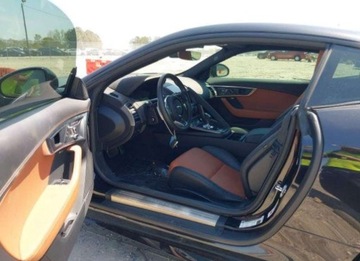 Jaguar F-Type Coupe R Facelifting 5.0 V8 575KM 2023 Jaguar F-Type 2023, 5.0L, R, od ubezpieczalni 5.0 Benzyna 575KM, zdjęcie 9