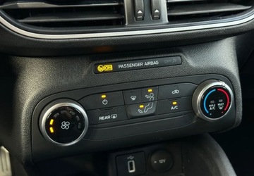 Ford Focus IV Kombi 1.5 EcoBlue 120KM 2019 Ford Focus Ford Focus Turnier 1.5 EcoBlue Start-Stopp-System TITANIUM 1.5, zdjęcie 16