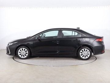 Toyota Corolla XII Sedan 1.8 Hybrid 122KM 2022 Toyota Corolla 1.8 Hybrid, Salon Polska, zdjęcie 2