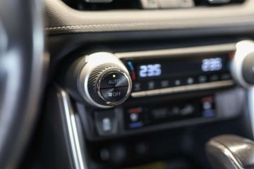 Toyota RAV4 V SUV 2.5 Hybrid Dynamic Force 222KM 2019 Toyota RAV4 2.5 Hybrid Executive 4x4 JBLSKYVIEW 2.5 Hybryda 222KM, zdjęcie 24