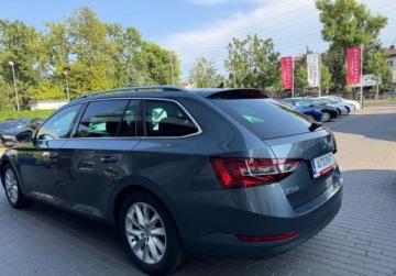 Skoda Superb III Kombi 1.8 TSI 180KM 2018 Skoda Superb Navi, salon Polska 1.8 Benzyna 180KM, zdjęcie 23