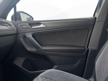 Volkswagen Tiguan II SUV Facelifting 2.0 TSI 190KM 2022 Volkswagen Tiguan 2.0 TSI 190 KM 4Mot. R-Line DSG, fv23, Gwarancja, Serwis, zdjęcie 31