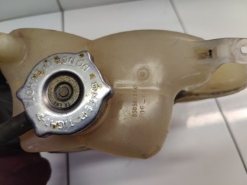 JEEP COMPASS NÁDOBKA VYROVNÁVACÍ 05058157AD