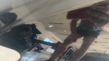 BLATNÍK LEVÝ PŘEDNÍ MERCEDES S W221