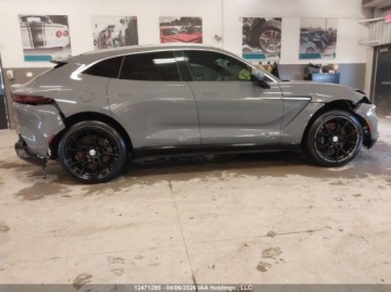 Aston Martin DBX 2021 Aston Martin DBX 2021 4.0l 4.0 Benzyna 542KM, zdjęcie 5
