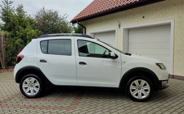 Dacia Sandero II Stepway TCe  90KM 2016 Dacia Sandero Stepway BARDZO ZADBANA Nawigacja Czujniki Parkowania Tempoma, zdjęcie 3