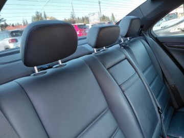 Mercedes Klasa C W204 Limuzyna AMG 63 AMG 457KM 2010 Mercedes-Benz Klasa C C63 AMG Europa Bezwypadek Serwis Import Japonia 6.2, zdjęcie 19