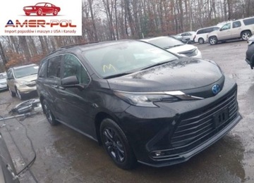 Toyota Sienna III 2024 Toyota Sienna Woodland Edition 2024 2.5l 2.5 Hybryda 189KM