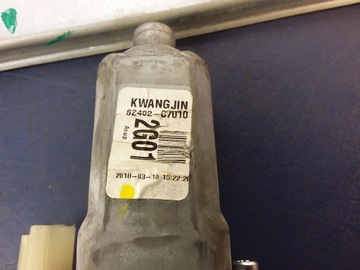 HYUNDAI I20 II ZVEDÁK OKNO PŘEDNÍ PRAVÝ