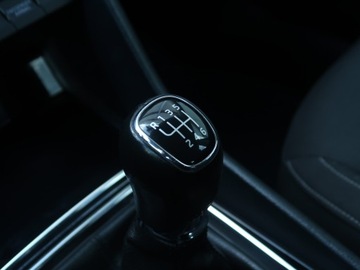 Skoda Karoq Crossover 1.6 TDI 115KM 2019 Skoda Karoq 1.6 TDI, Salon Polska, VAT 23%, Klima, zdjęcie 14