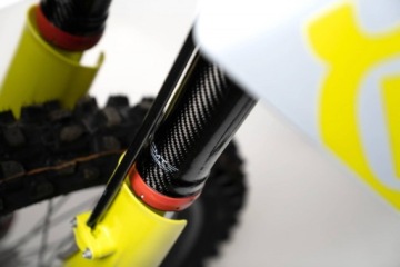 Крышка подвески KTM EXC EXCF из углеродного волокна CMT CUBAMOTO