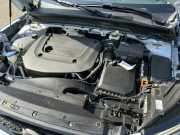 Volvo XC40 Crossover Facelifting 2.0 B5 250KM 2023 Volvo XC 40 B5 AWD R-Design, zdjęcie 31