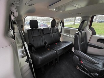 Chrysler Town &amp; Country V 2015 town chrysler Touring V6 3.6l benzyna 283KM Dokumentacja Zadbany, zdjęcie 28